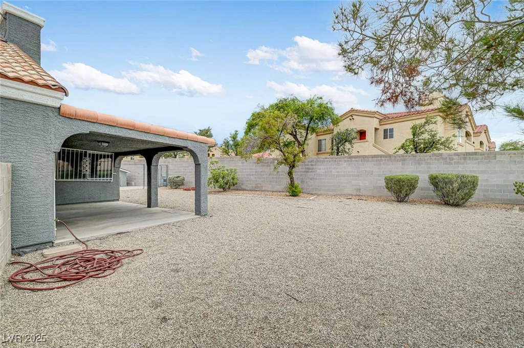 6452 Burlwood, Las Vegas, NV 89108