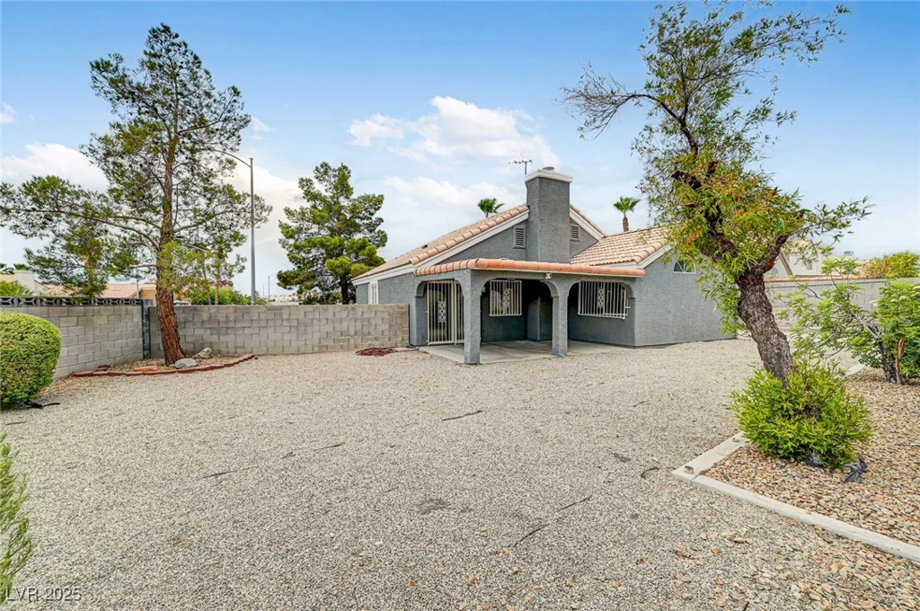 6452 Burlwood, Las Vegas, NV 89108
