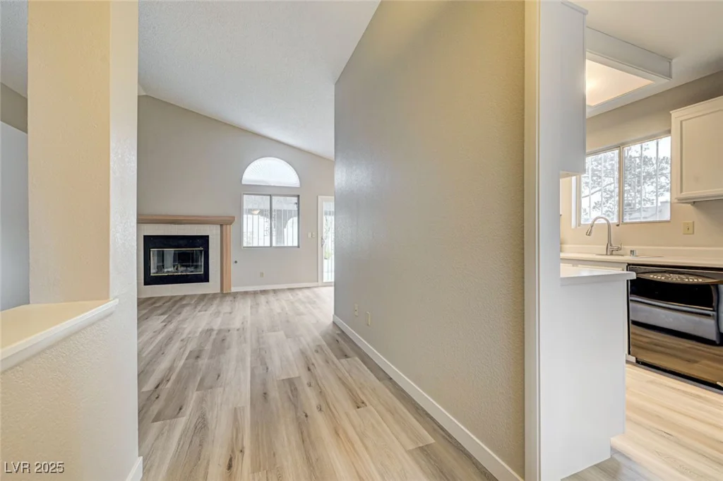 6452 Burlwood, Las Vegas, NV 89108