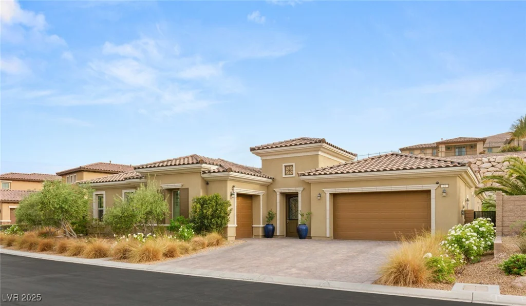 21 GRAND MASTERS, Las Vegas, NV 89141
