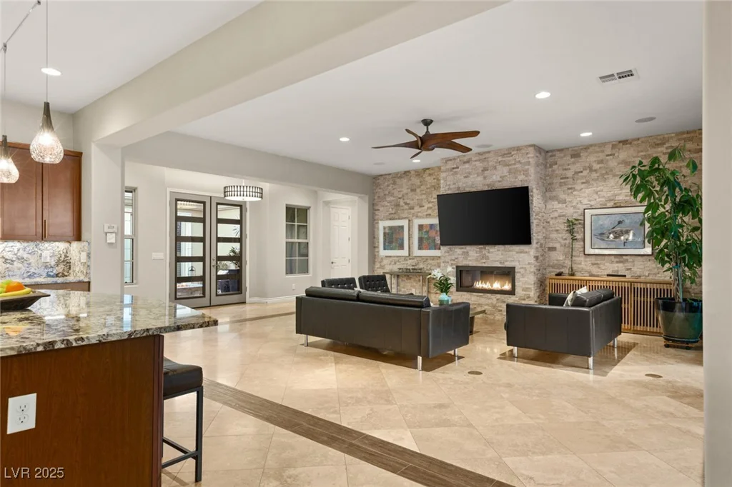 21 GRAND MASTERS, Las Vegas, NV 89141