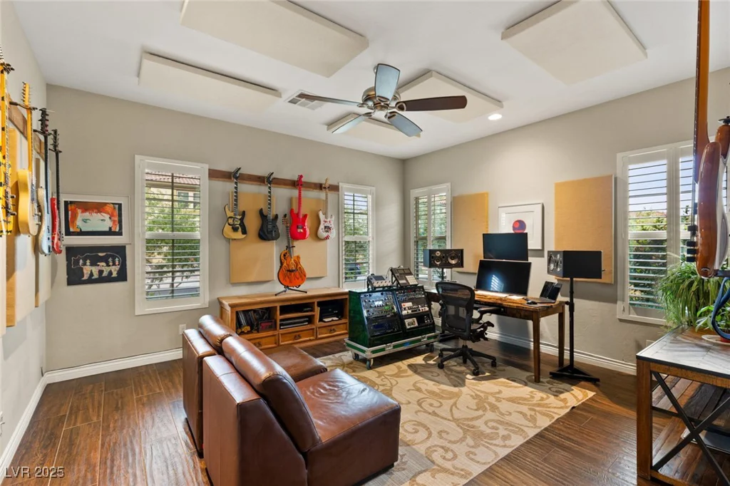 21 GRAND MASTERS, Las Vegas, NV 89141