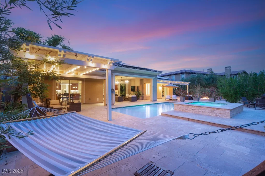21 GRAND MASTERS, Las Vegas, NV 89141