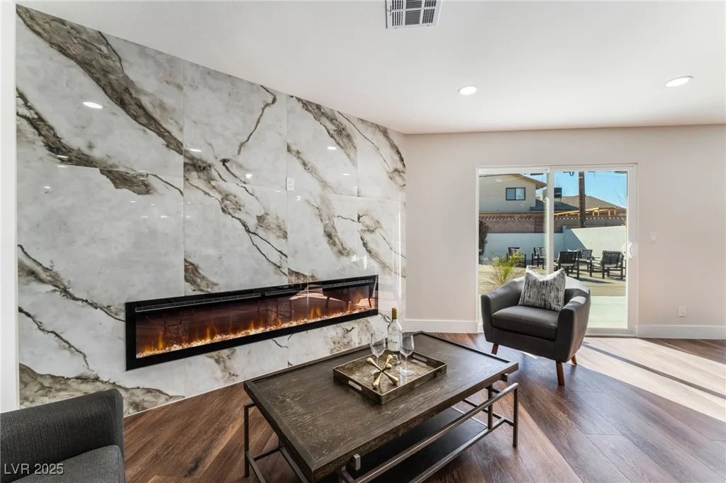 2909 Gilmary, Las Vegas, NV 89102