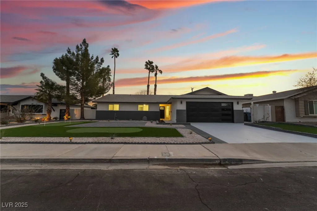 2909 Gilmary, Las Vegas, NV 89102