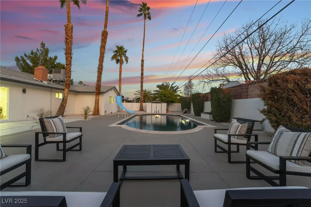 2909 Gilmary, Las Vegas, NV 89102