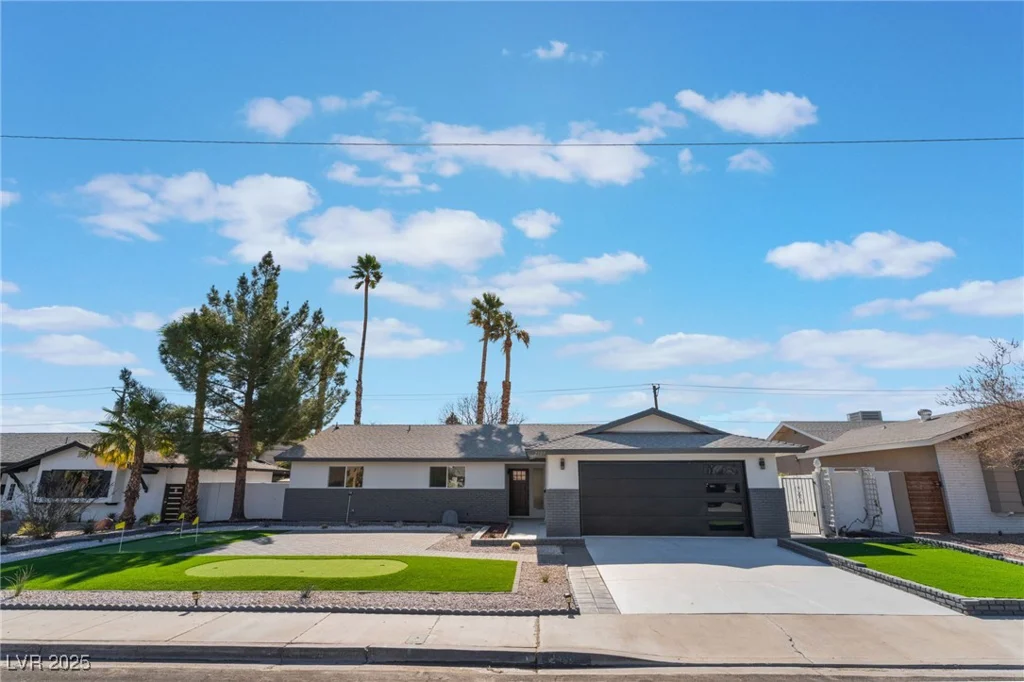 2909 Gilmary, Las Vegas, NV 89102
