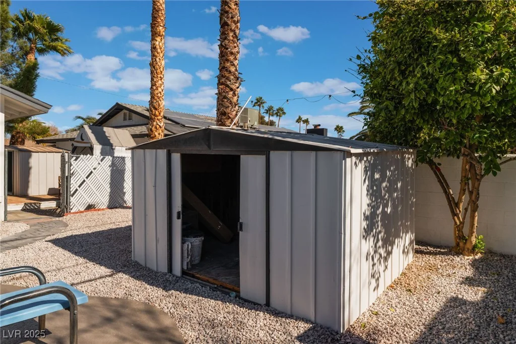 2909 Gilmary, Las Vegas, NV 89102