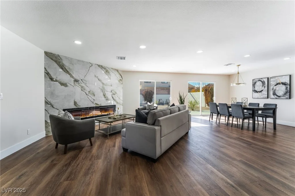 2909 Gilmary, Las Vegas, NV 89102