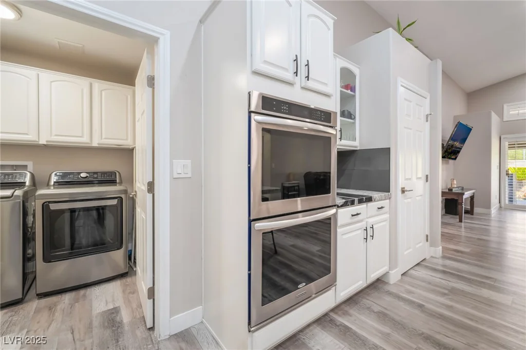 7058 Painted Paradise, Las Vegas, NV 89131