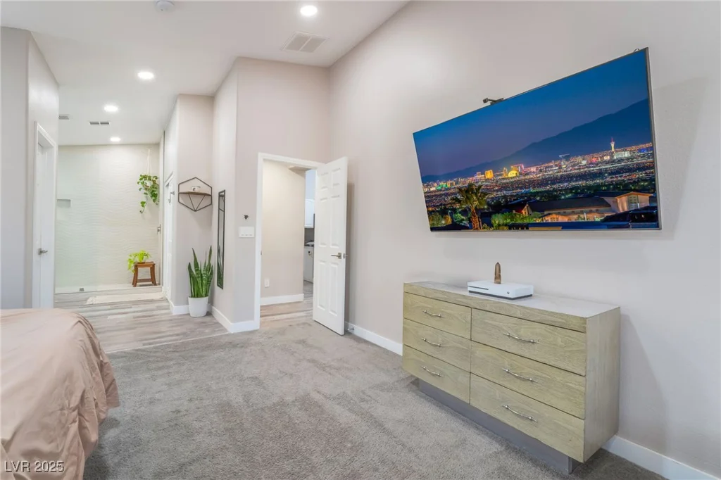 7058 Painted Paradise, Las Vegas, NV 89131