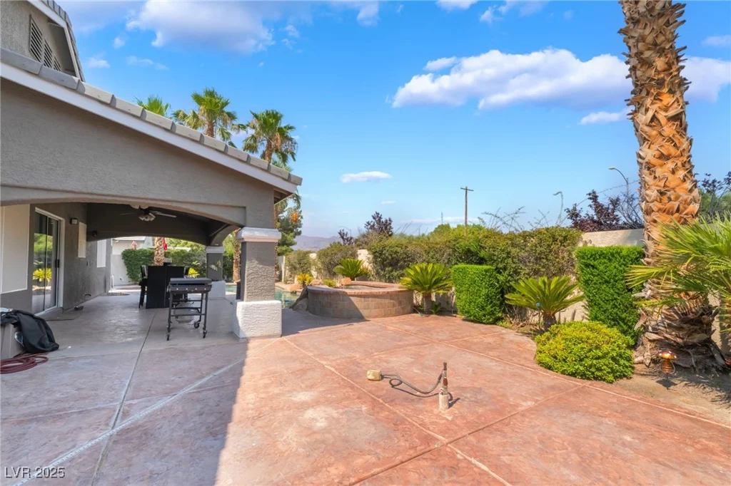 7058 Painted Paradise, Las Vegas, NV 89131