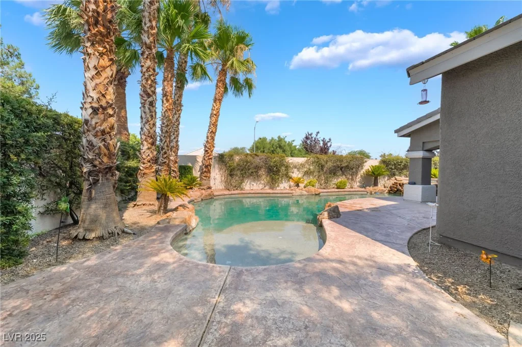 7058 Painted Paradise, Las Vegas, NV 89131