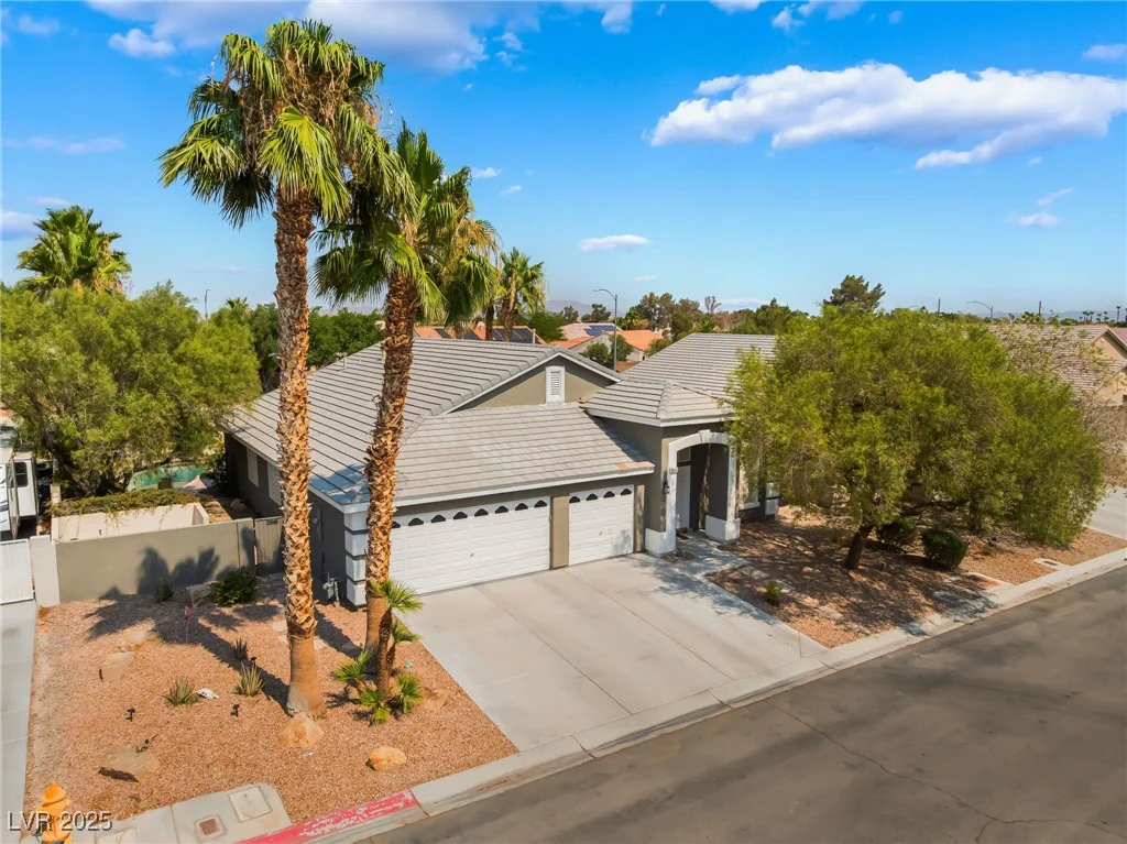 7058 Painted Paradise, Las Vegas, NV 89131
