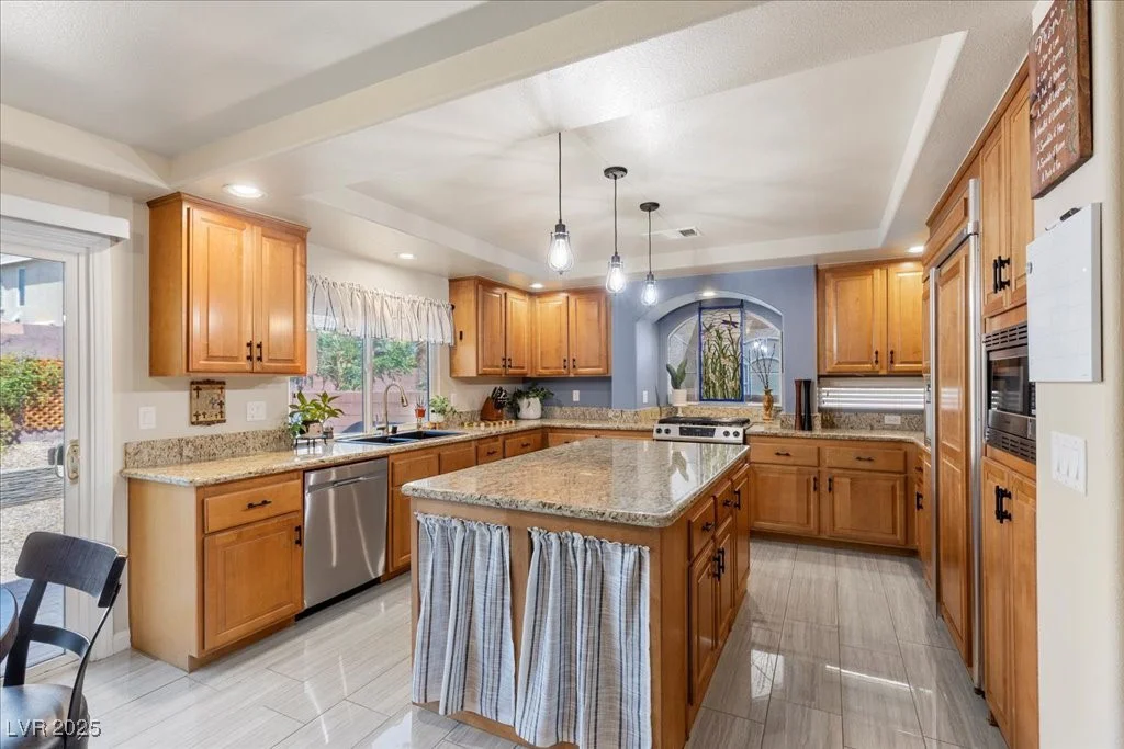 7805 Jacaranda Hill, Las Vegas, NV 89139