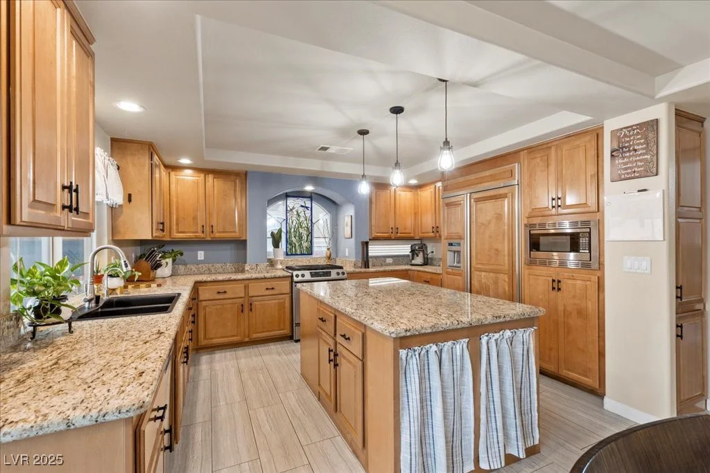 7805 Jacaranda Hill, Las Vegas, NV 89139