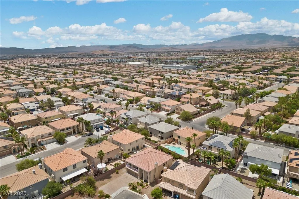 7805 Jacaranda Hill, Las Vegas, NV 89139