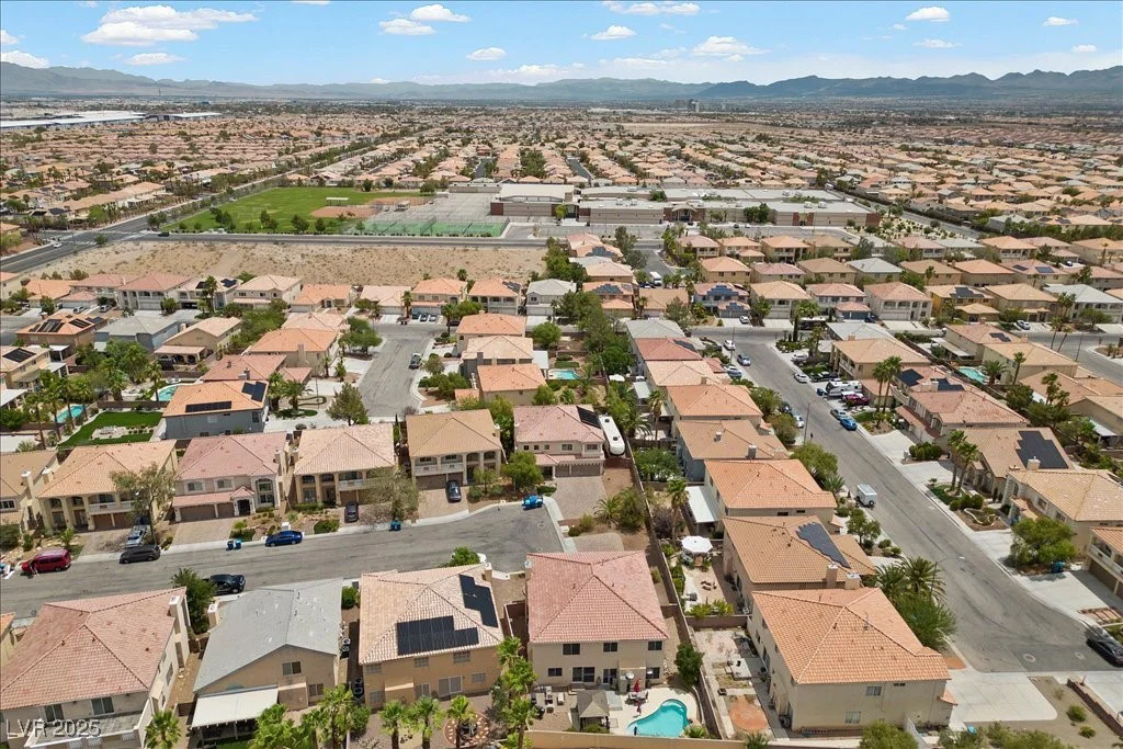 7805 Jacaranda Hill, Las Vegas, NV 89139