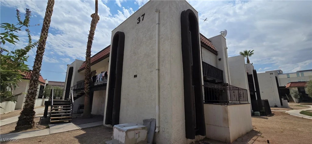 1405 Vegas Valley, Las Vegas, NV 89169