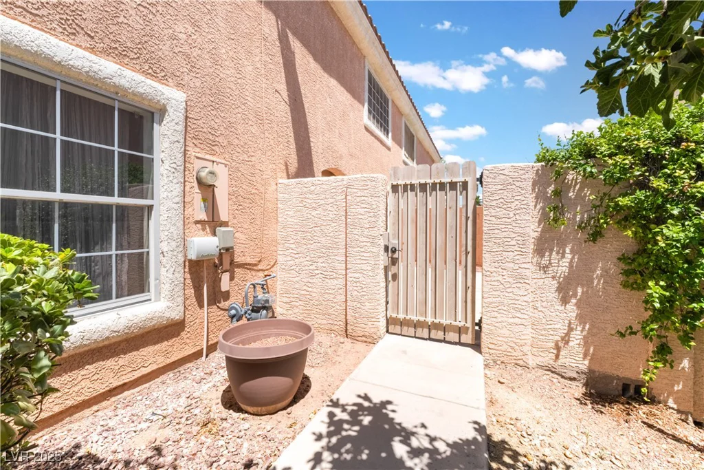 8448 Wandering Sun, Las Vegas, NV 89129