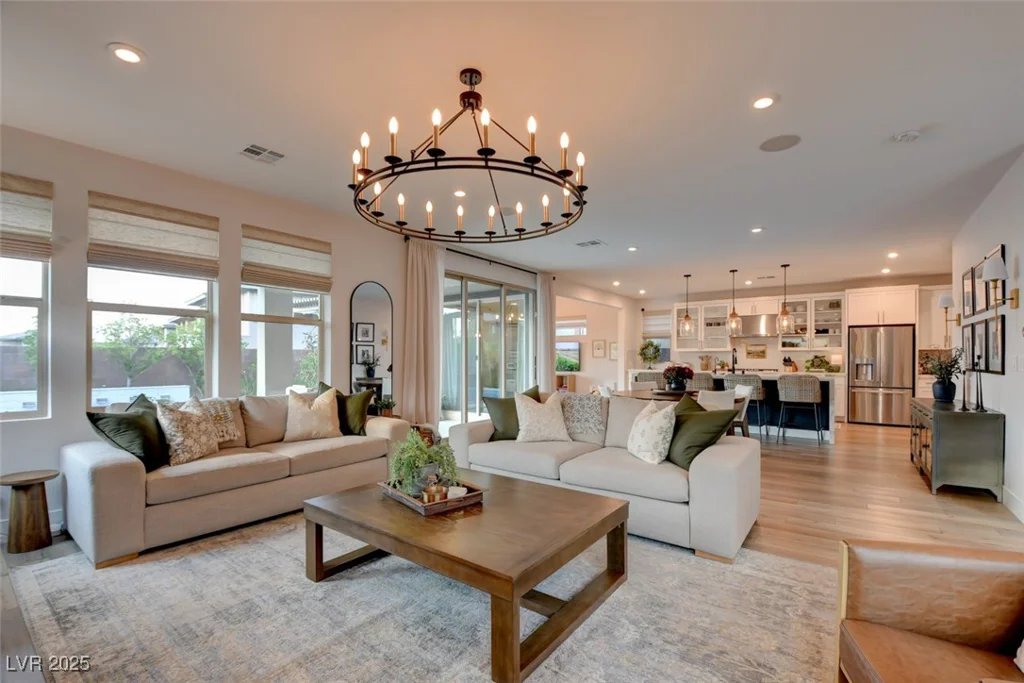 9702 Starlight Ridge, Las Vegas, NV 89148