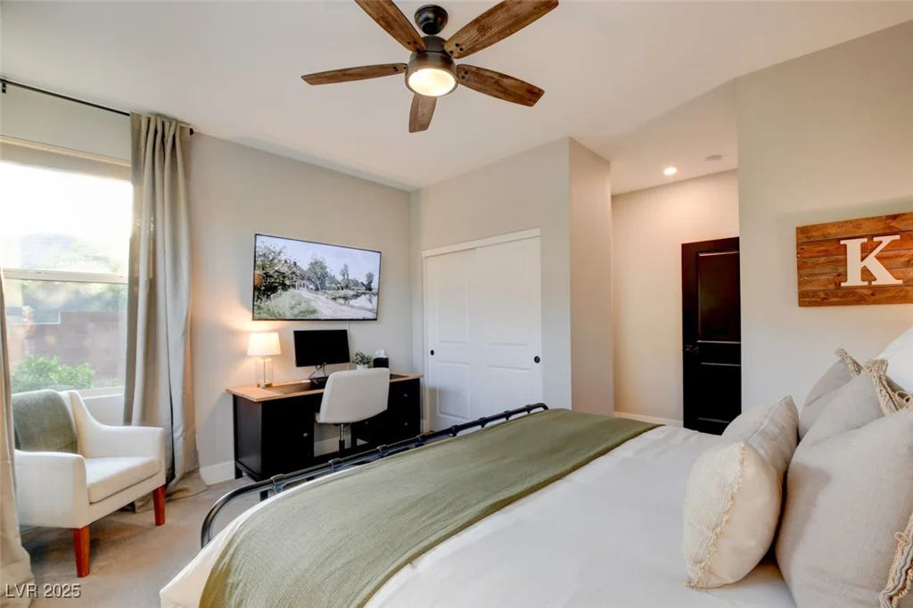 9702 Starlight Ridge, Las Vegas, NV 89148
