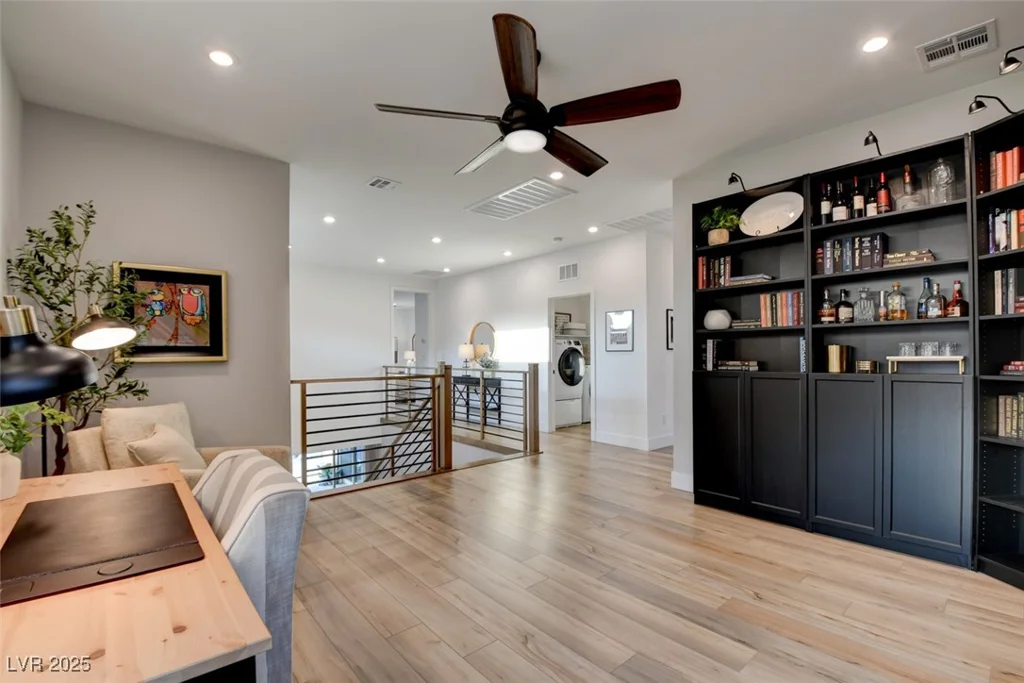 9702 Starlight Ridge, Las Vegas, NV 89148