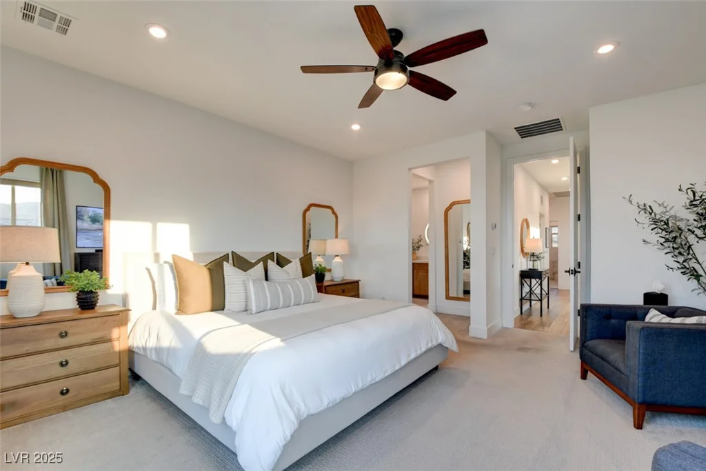 9702 Starlight Ridge, Las Vegas, NV 89148