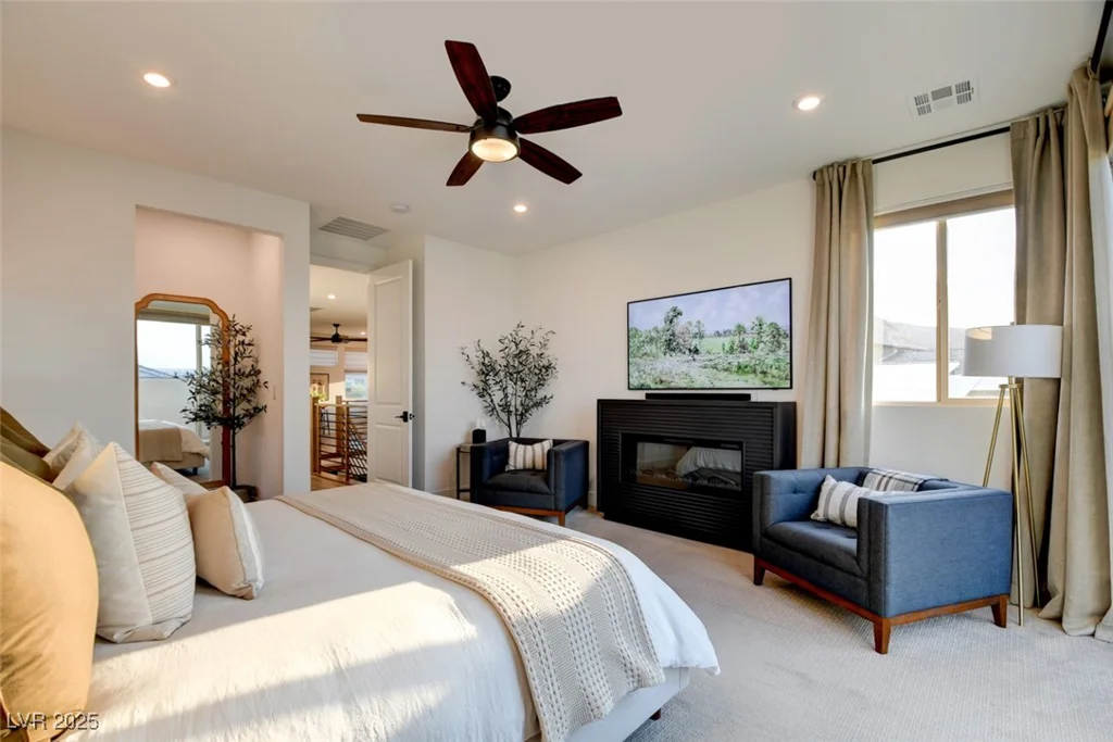 9702 Starlight Ridge, Las Vegas, NV 89148