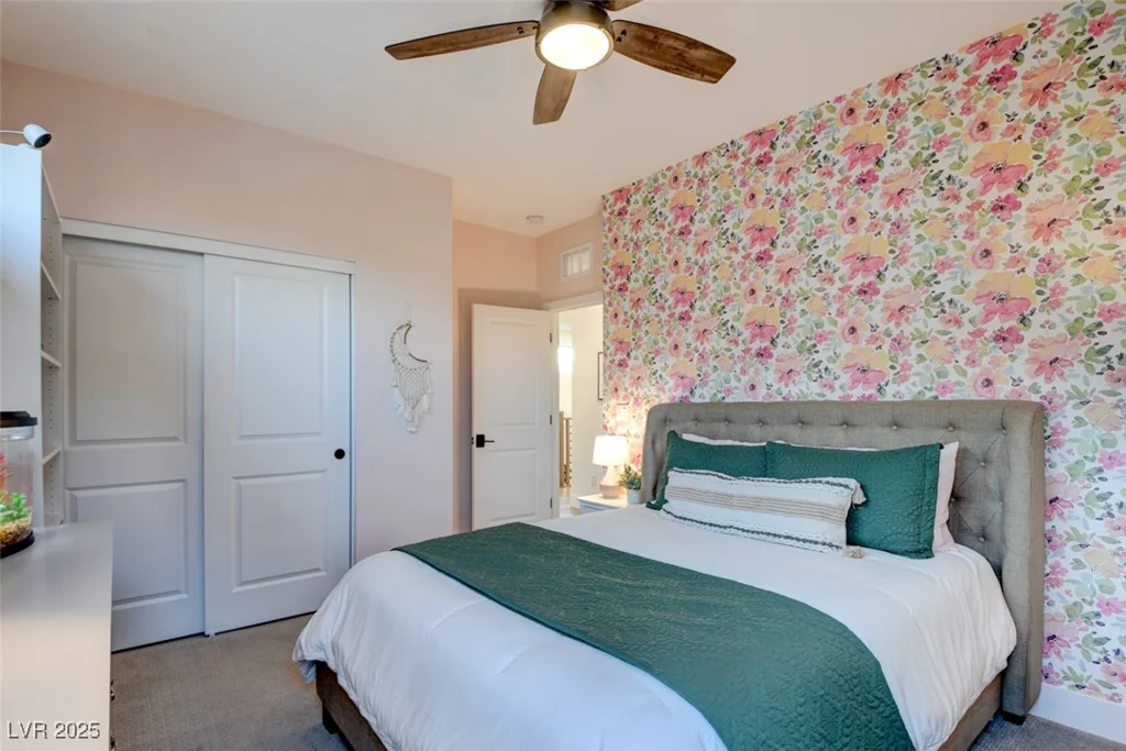 9702 Starlight Ridge, Las Vegas, NV 89148