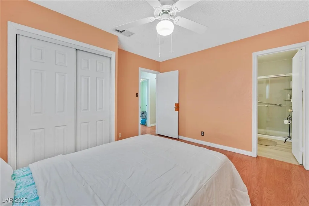509 Greenhurst, Las Vegas, NV 89145