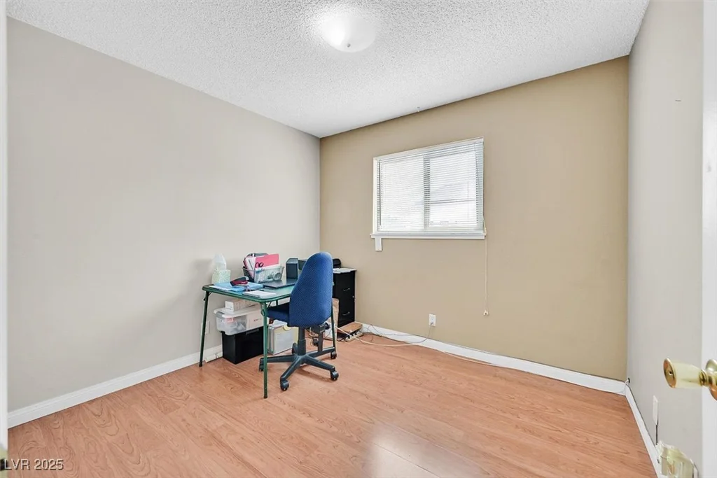 509 Greenhurst, Las Vegas, NV 89145