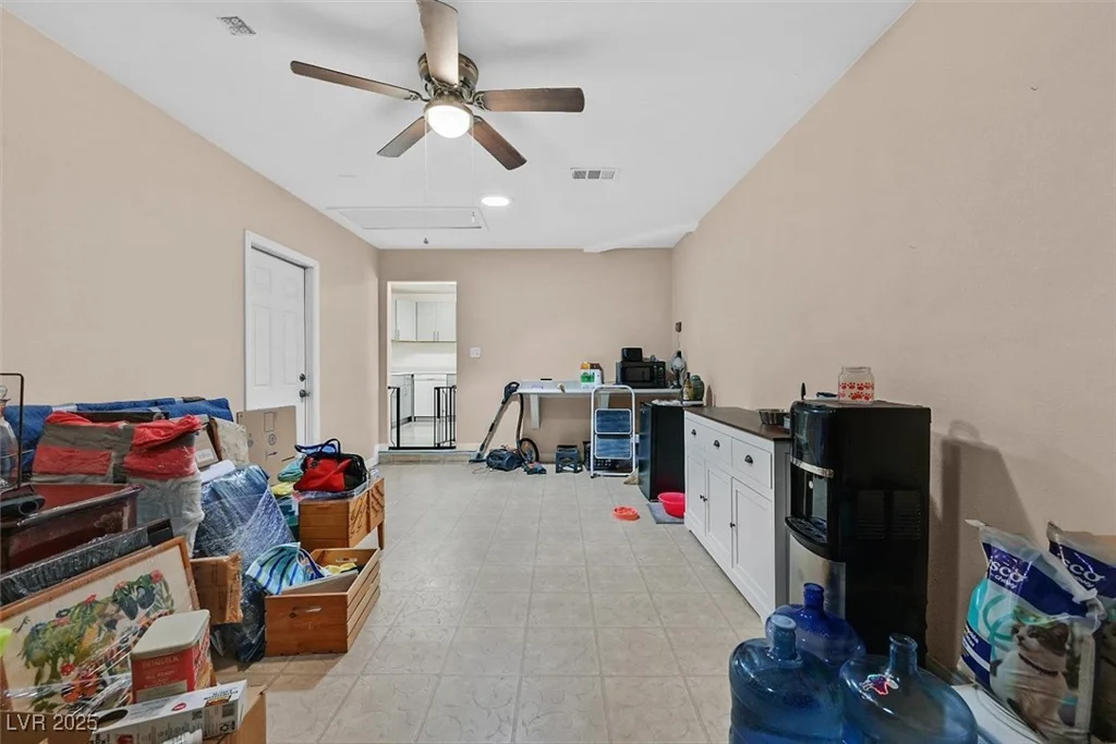 509 Greenhurst, Las Vegas, NV 89145