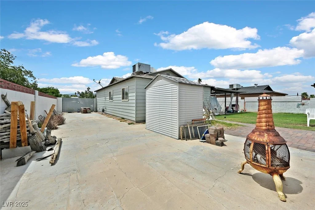 509 Greenhurst, Las Vegas, NV 89145