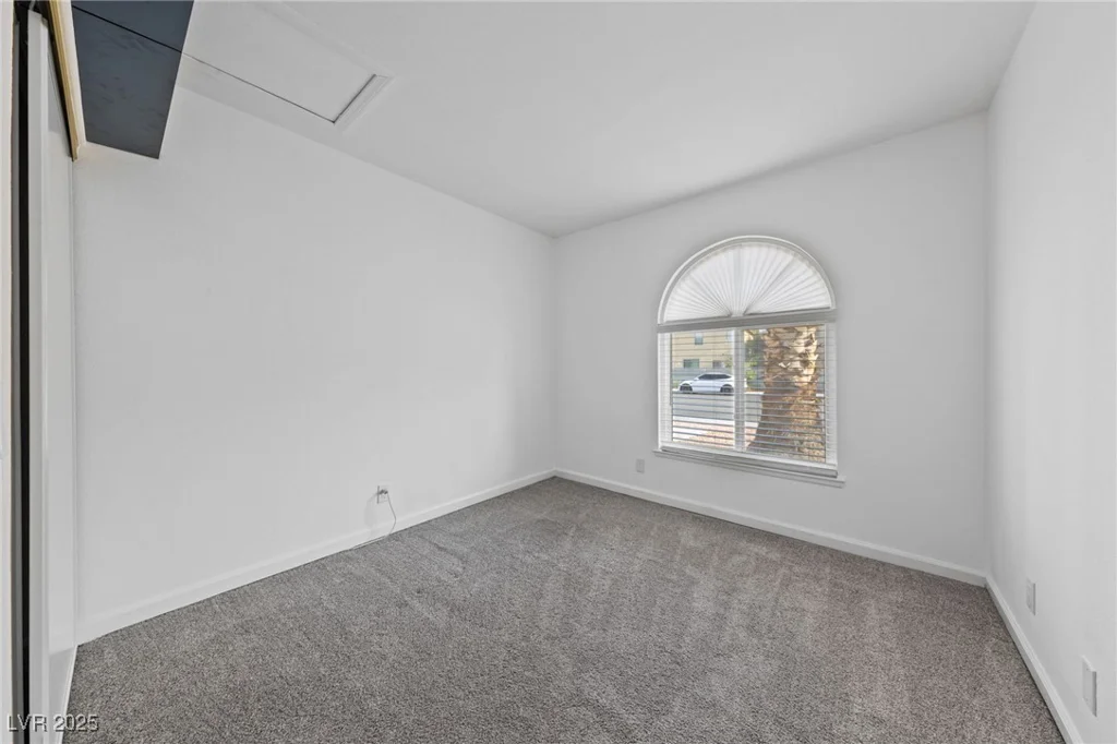 6316 La Madre, Las Vegas, NV 89130
