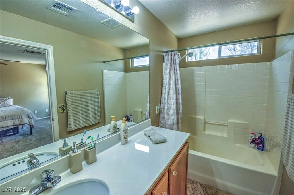 4904 Wild Buffalo, Las Vegas, NV 89131