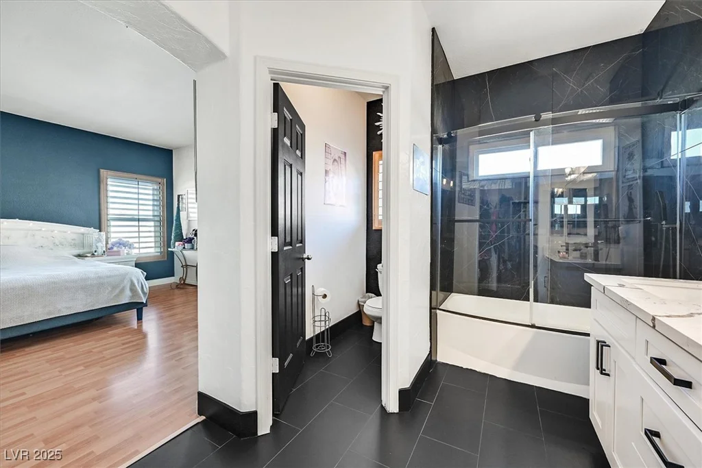 3738 Falcon Springs, Las Vegas, NV 89147