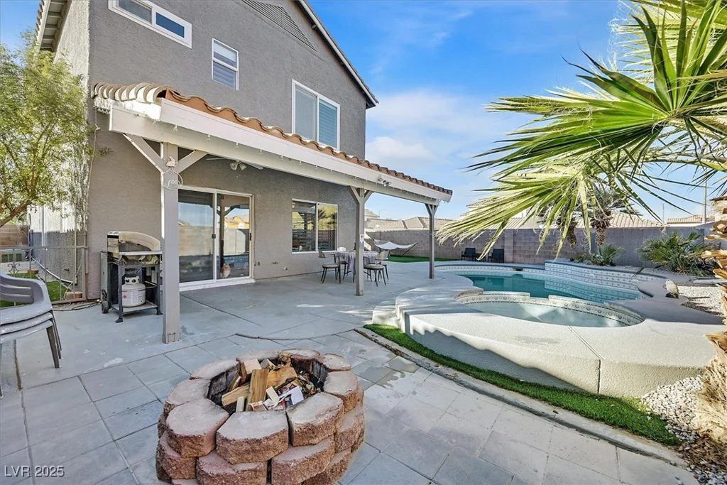 3738 Falcon Springs, Las Vegas, NV 89147