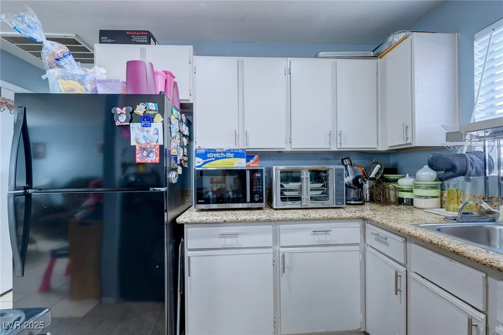 1682 Lamont, Las Vegas, NV 89115