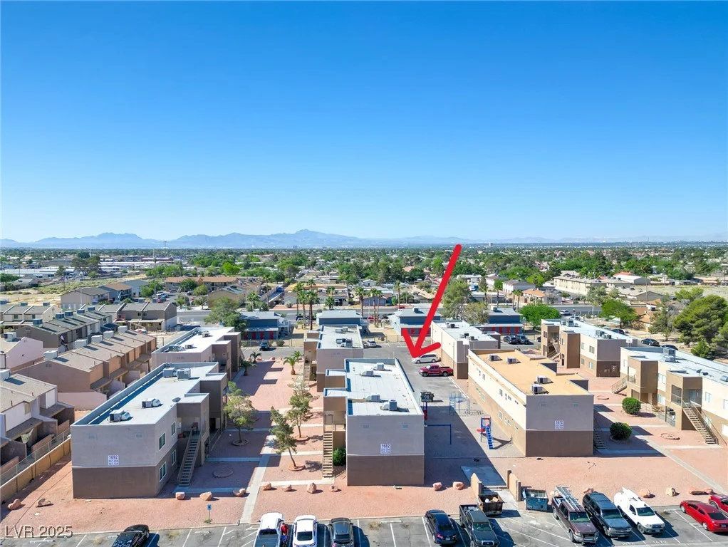 1682 Lamont, Las Vegas, NV 89115