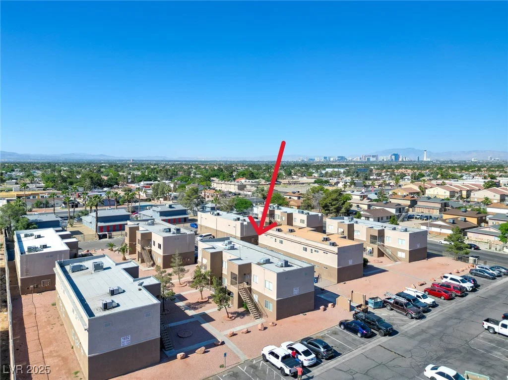 1682 Lamont, Las Vegas, NV 89115
