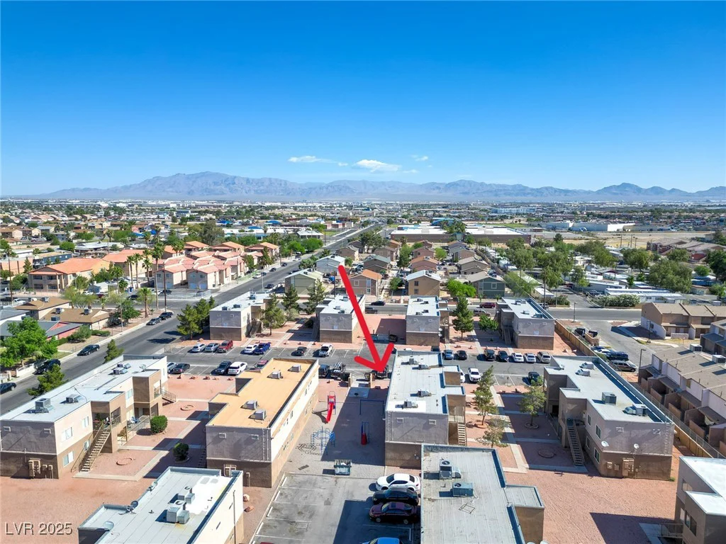 1682 Lamont, Las Vegas, NV 89115