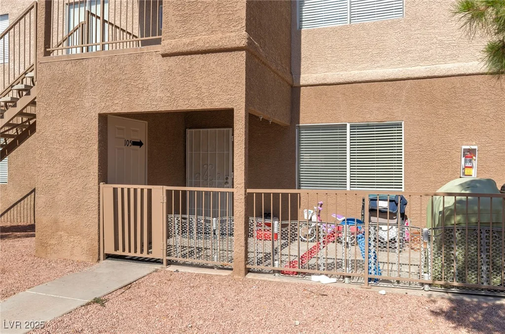 1682 Lamont, Las Vegas, NV 89115