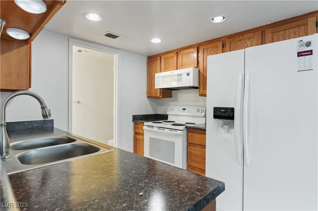 1859 Plum, Henderson, NV 89014