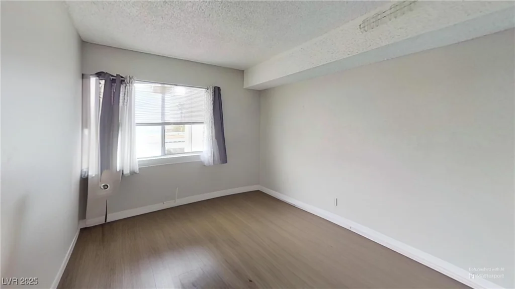 1405 Vegas Valley, Las Vegas, NV 89169