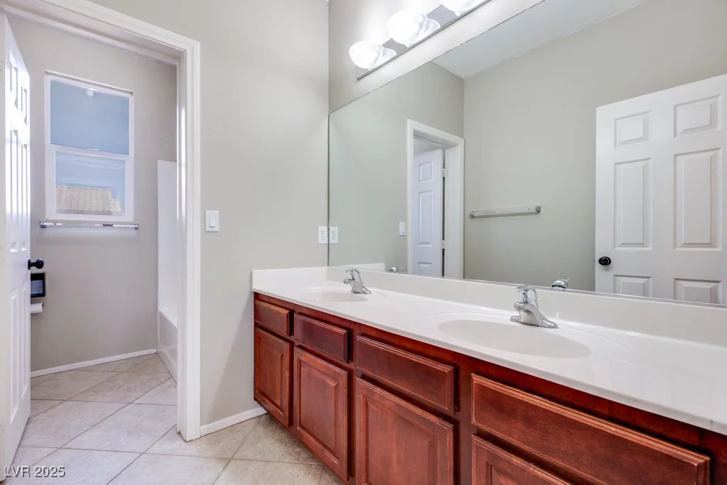 178 Thunder Plains, Henderson, NV 89012