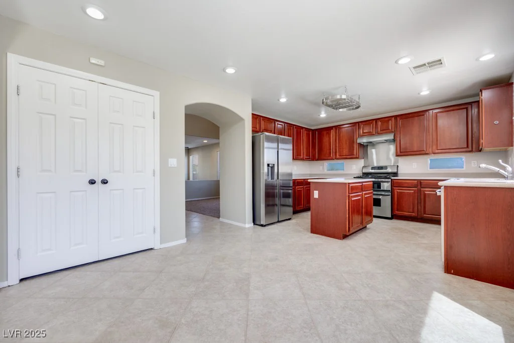178 Thunder Plains, Henderson, NV 89012