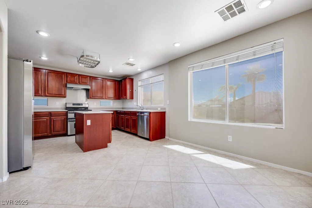 178 Thunder Plains, Henderson, NV 89012