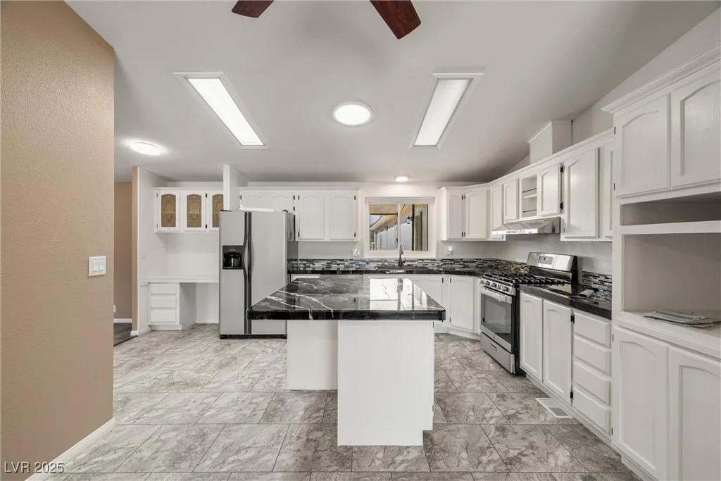 1371 Basin, Pahrump, NV 89060