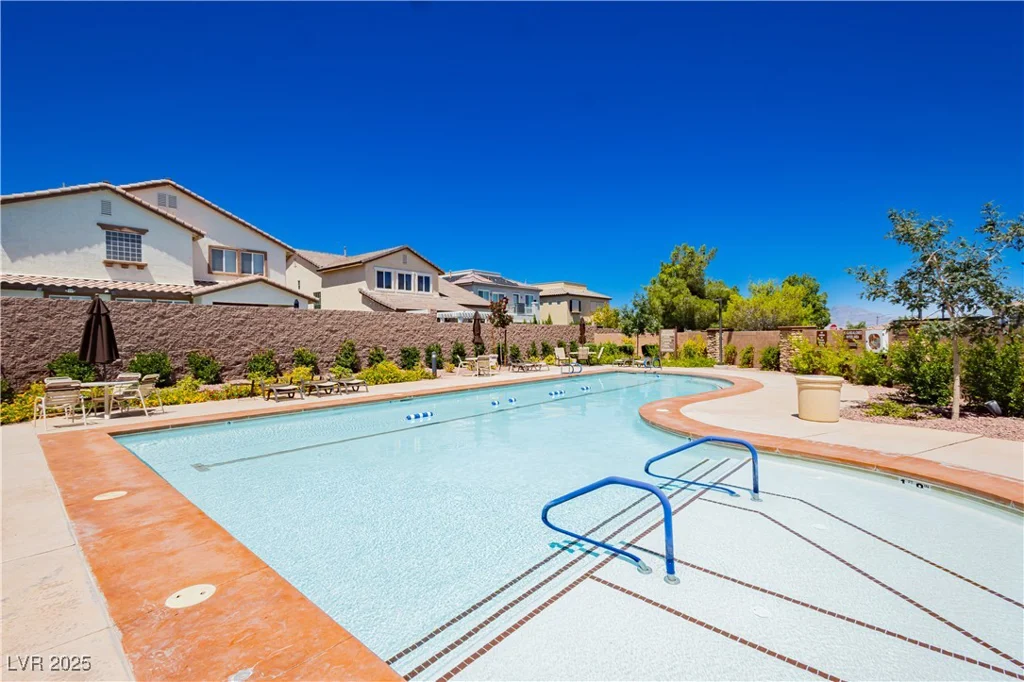7857 Blue Lake Peak, Las Vegas, NV 89166